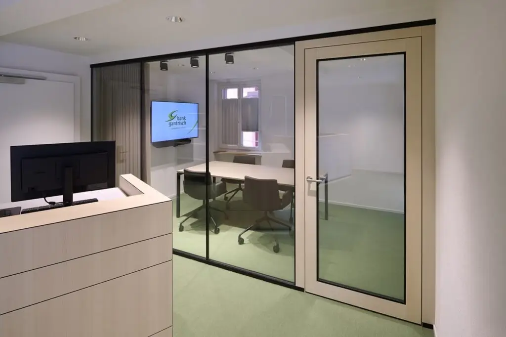 Schwab 52 Bank Gantrisch Köniz