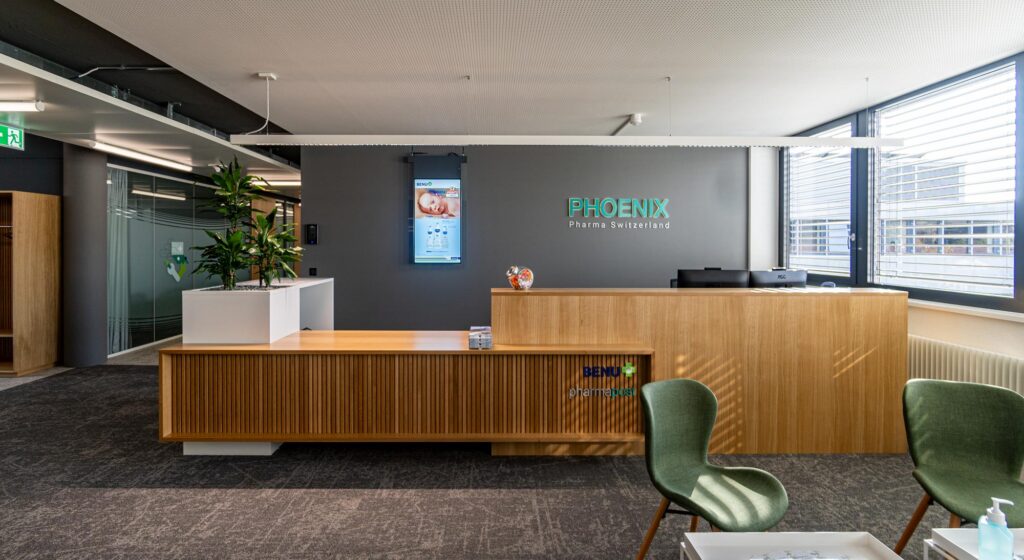 Schwab 20 Metalltrennwand in der Firma Phoenix in Liebefeld