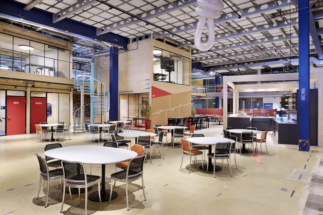 02 Bild: Projekt Galenica AG, Bern Meeting Area